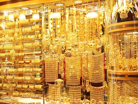 ドバイのゴールドスークで指輪やネックレスを買おう ドバイのゴールドスークで指輪やネックレスを買おう